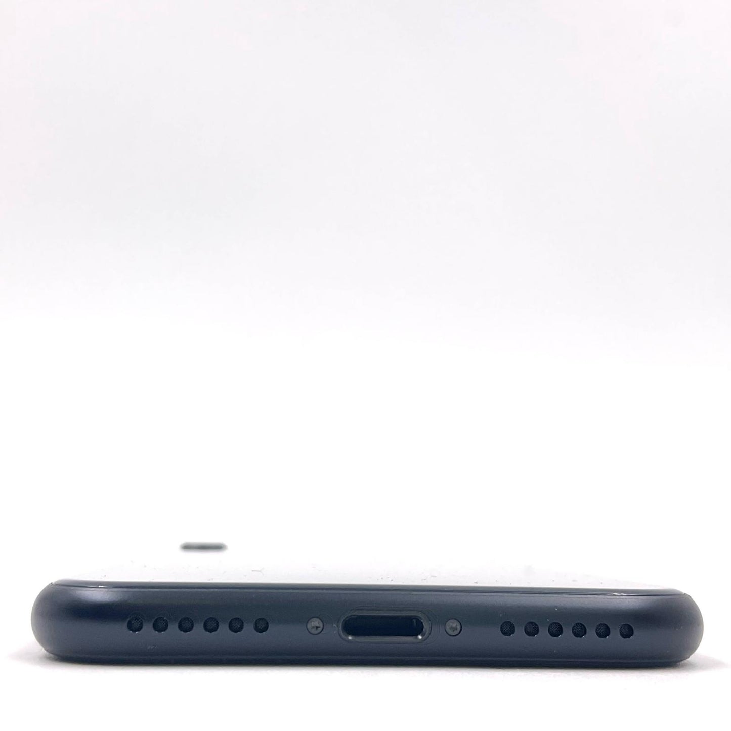 【全額返金保証】【最速発送】Apple iPhone iPhone SE（第3世代） 64GB ミッドナイト docomo 白ロム 超美品 動作確認済