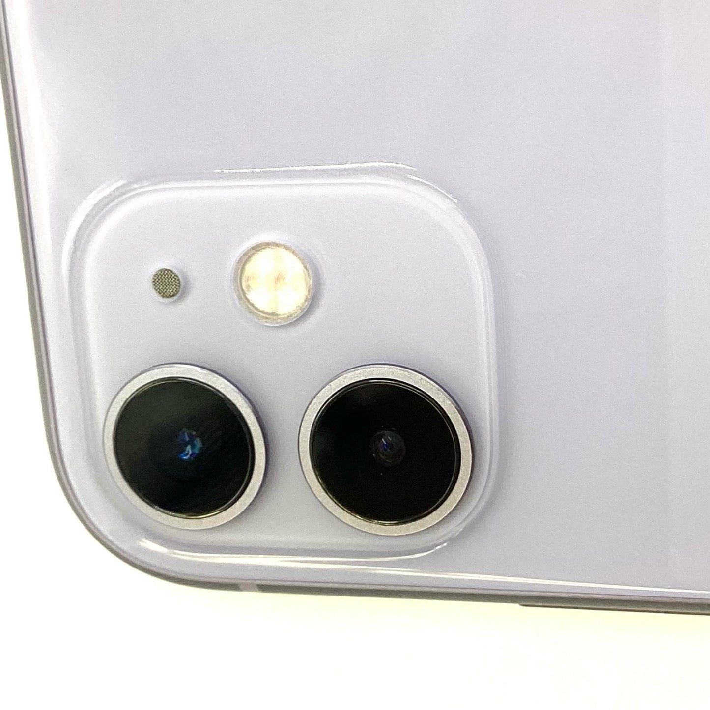 【全額返金保証】【最速発送】Apple iPhone iPhone 11 128GB パープル docomo 白ロム 動作確認済 75%