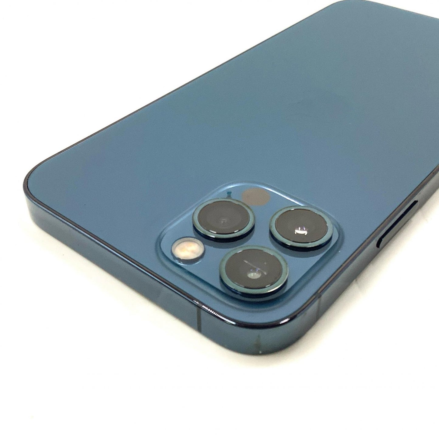 【全額返金保証】【最速発送】Apple iPhone iPhone 12 Pro 256GB パシフィックブルー au SIMフリー 白ロム 動作確認済 68%