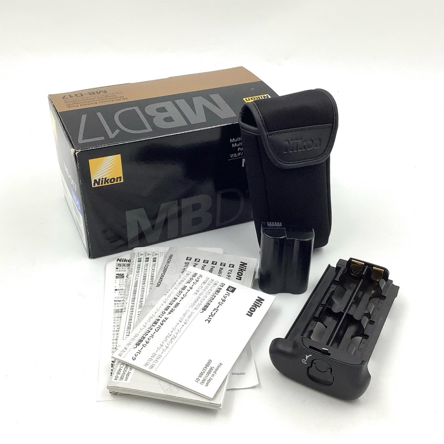 【全額返金保証】【最速発送】Nikon マルチパワーバッテリーパック MB-D17 美品 動作確認済