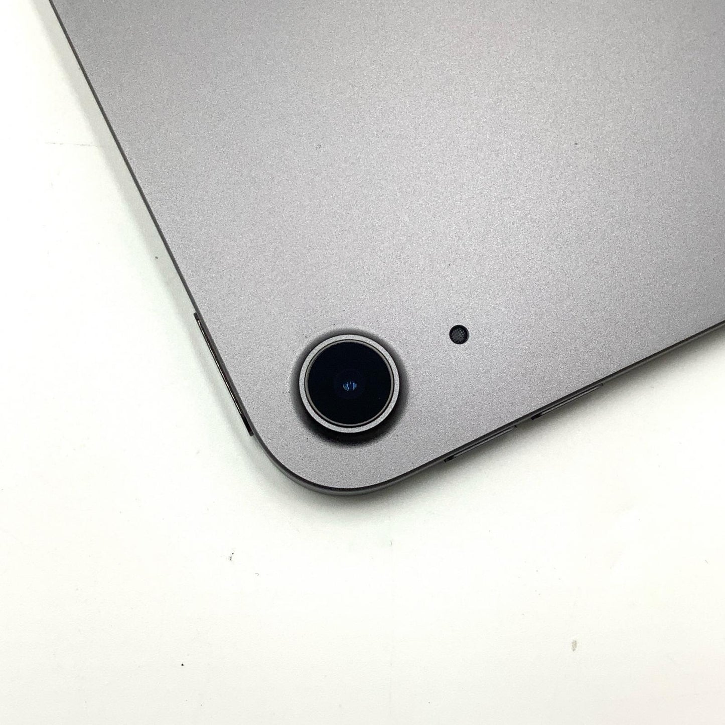 【全額返金保証】【最速発送】Apple iPad Air 10.9インチ 第5世代 64GB スペースグレイ Wi-Fi 超美品 動作確認済