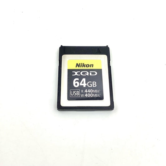 【全額返金保証】【最速発送】Nikon MC-XQ64G [64GB] 美品 動作確認済