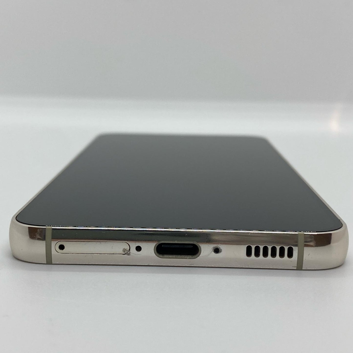 【最速発送】SAMSUNG Galaxy S23 256GB Cream au SCG19 白ロム【難有】