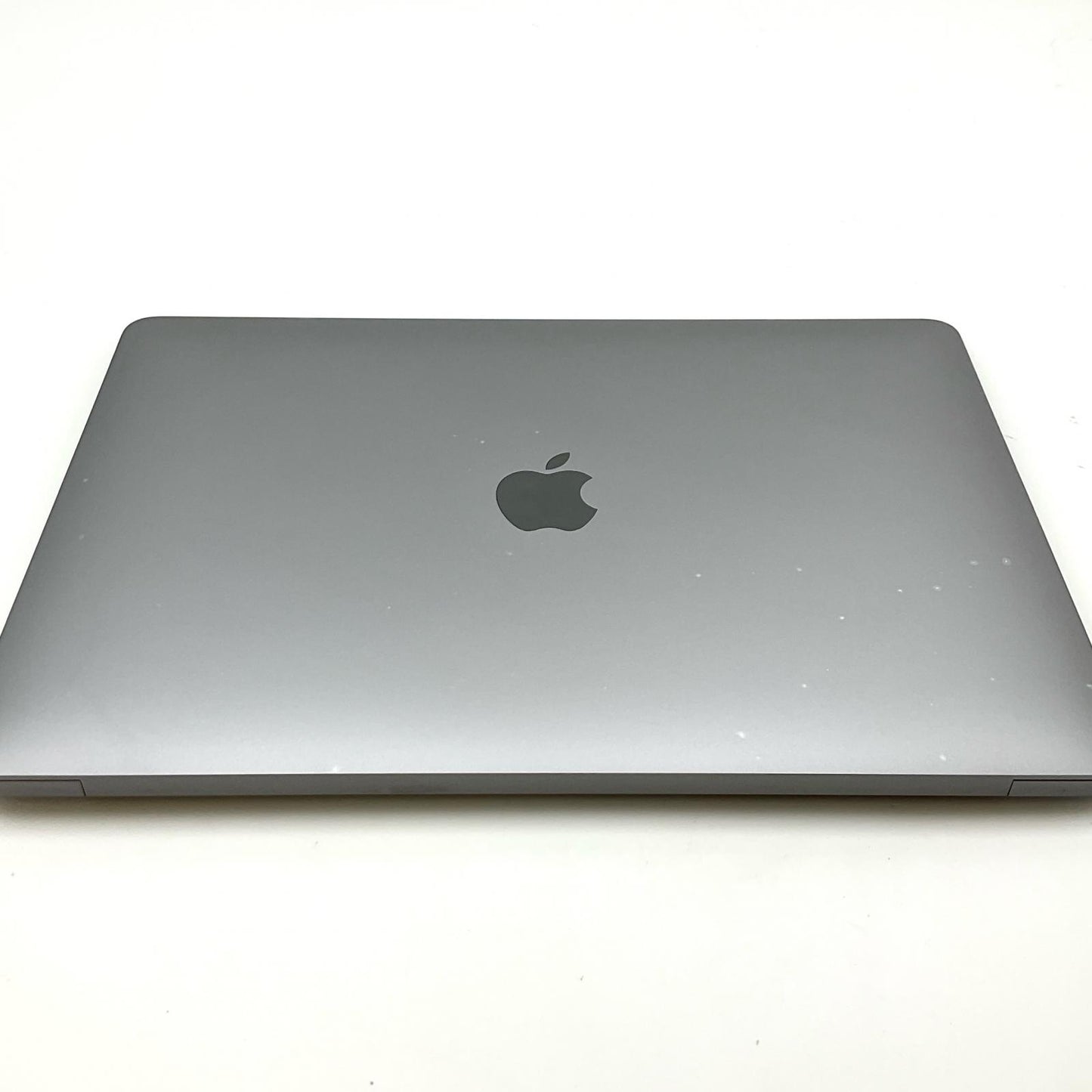 【全額返金保証】【最速発送】Apple MacBook Air 13インチ 2020 Apple M1 16GB SSD 256GB シルバー 83% 動作確認済