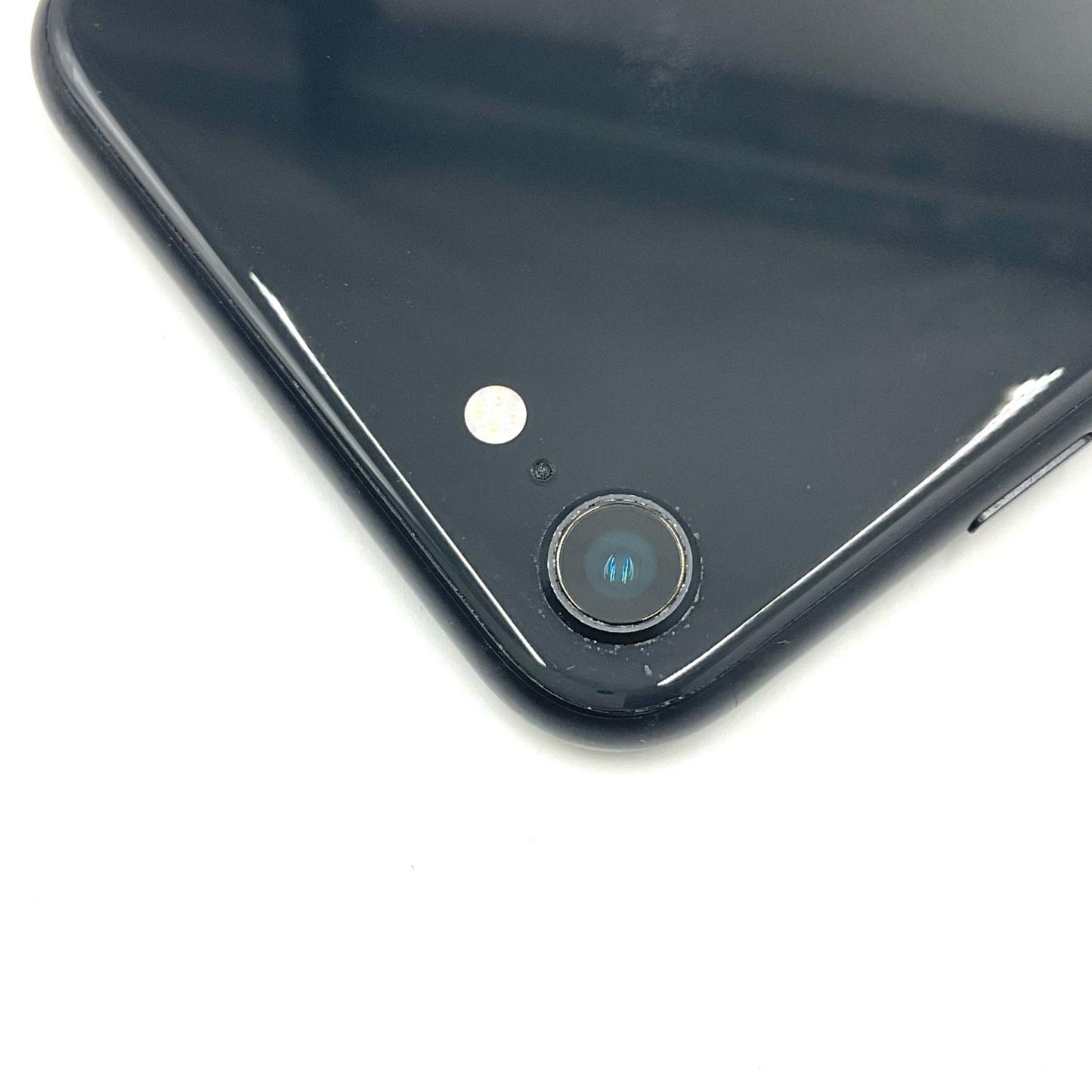 【全額返金保証】【最速発送】Apple iPhone iPhone SE（第2世代） 128GB ブラック Softbank SIMフリー 白ロム 動作確認済 73%