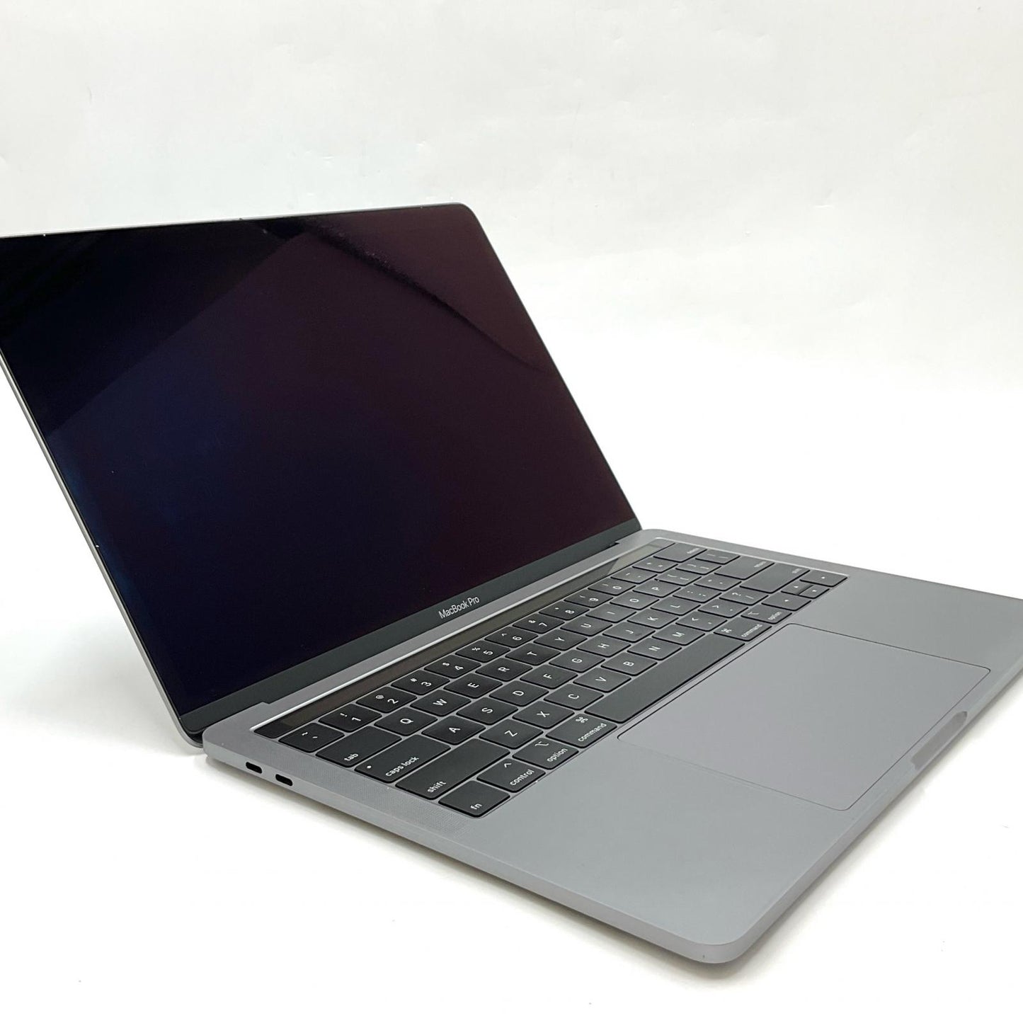 【全額返金保証】【最速発送】Apple MacBook Four Thunderbolt 3 ports Pro 13インチ 2019 2.4GHz クアッドコア Intel Core i5 16GB SSD 256GB スペースグレイ 70.2% 動作確認済