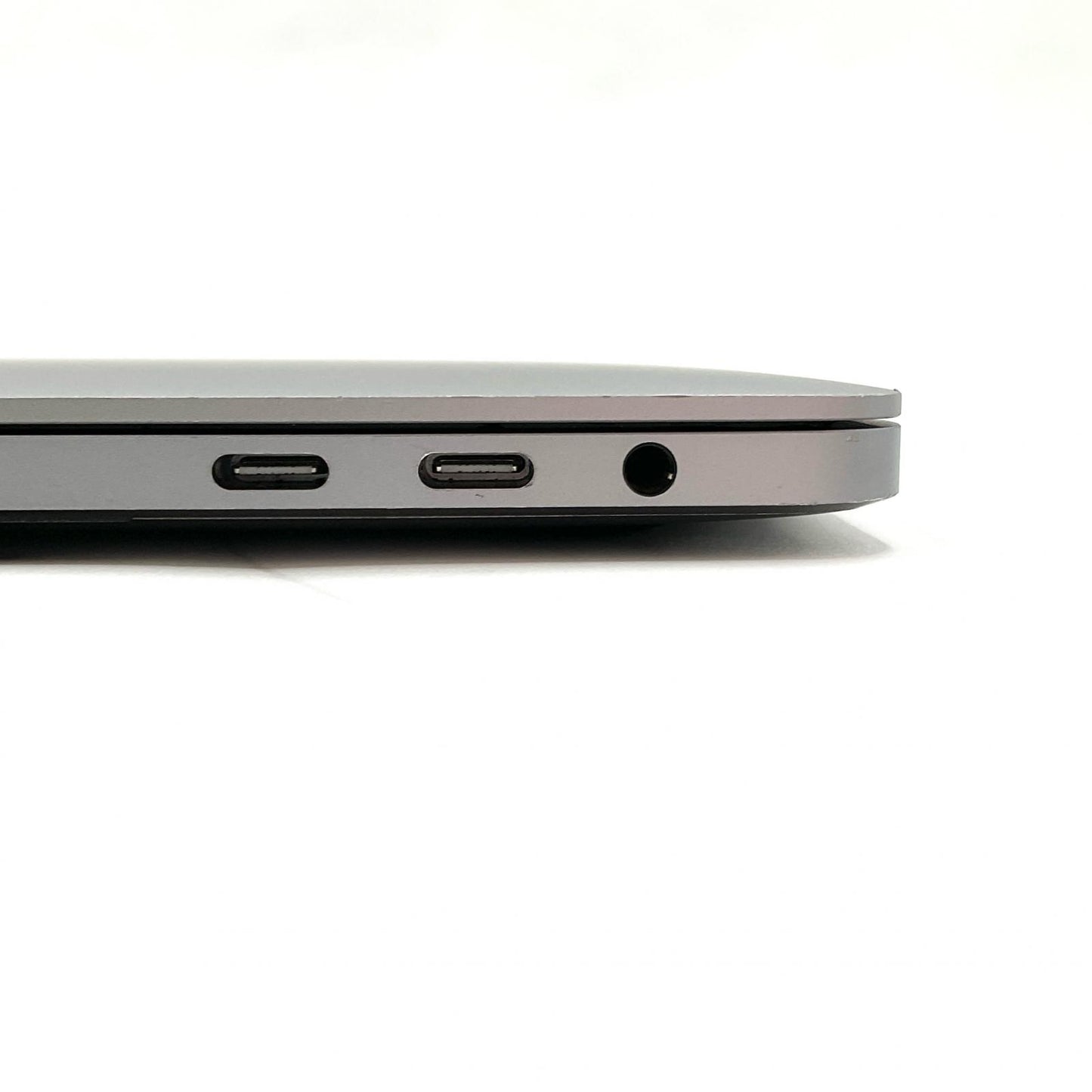 【全額返金保証】【最速発送】Apple MacBook Four Thunderbolt 3 ports Pro 13インチ 2019 2.4GHz クアッドコア Intel Core i5 16GB SSD 256GB スペースグレイ 70.2% 動作確認済