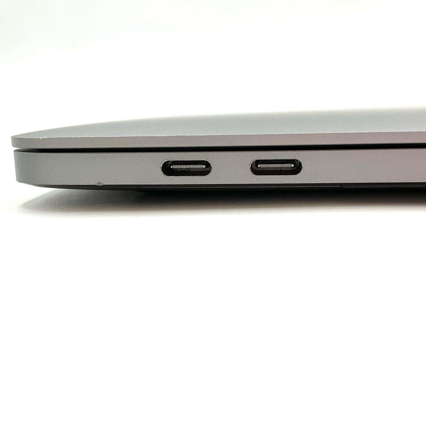 【全額返金保証】【最速発送】Apple MacBook Four Thunderbolt 3 ports Pro 13インチ 2019 2.4GHz クアッドコア Intel Core i5 16GB SSD 256GB スペースグレイ 70.2% 動作確認済