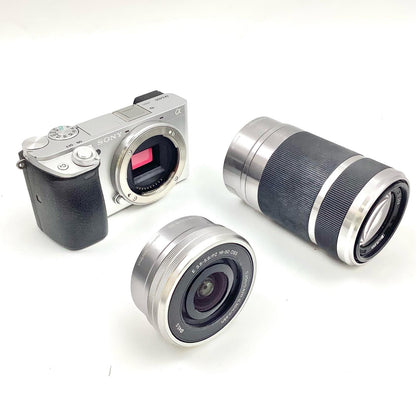 【全額返金保証】【最速発送】Sony デジタル一眼 α6400 ILCE-6400Y ダブルズームレンズキット シルバー 動作確認済