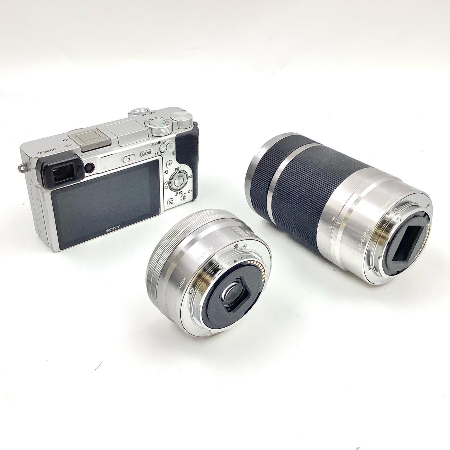 【全額返金保証】【最速発送】Sony デジタル一眼 α6400 ILCE-6400Y ダブルズームレンズキット シルバー 動作確認済