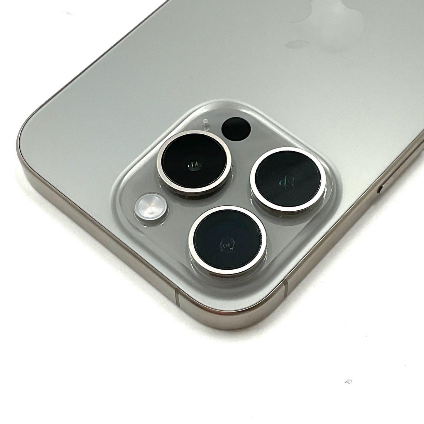 【全額返金保証】【最速発送】Apple iPhone iPhone Pro 15 Pro 512GB ナチュラルチタニウム SIMフリー 白ロム 美品 動作確認済 88%
