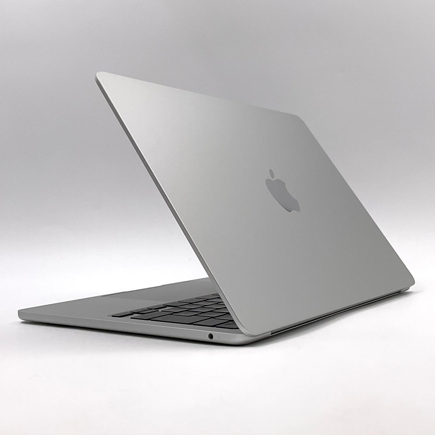【全額返金保証】【最速発送】Apple MacBook Air 13.6インチ 2024 Apple M3 16GB SSD 512GB シルバー 100% 動作確認済