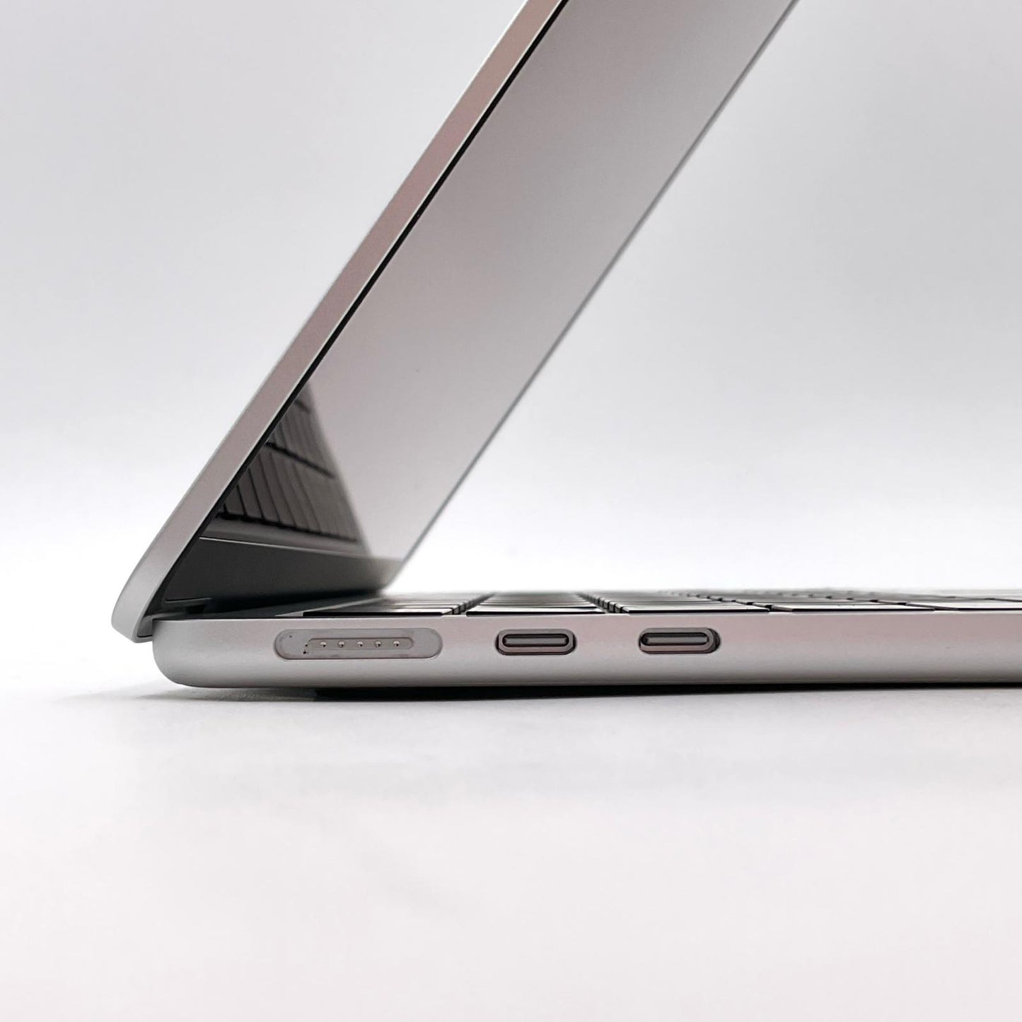 【全額返金保証】【最速発送】Apple MacBook Air 13.6インチ 2024 Apple M3 16GB SSD 512GB シルバー 100% 動作確認済