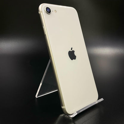 【全額返金保証】【最速発送】Apple iPhone iPhone SE（第3世代） 64GB スターライト docomo 白ロム 動作確認済 81%