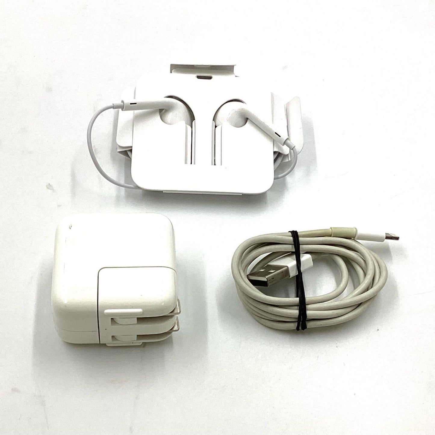 【全額返金保証】【最速発送】Apple iPhone iPhone 14 128GB パープル au 白ロム 動作確認済 85%