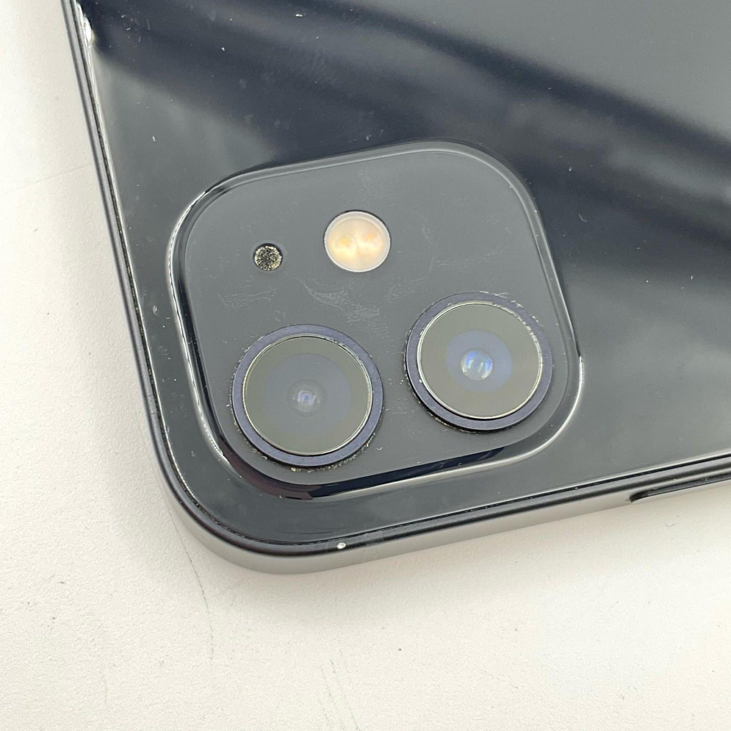 【全額返金保証】【最速発送】Apple iPhone iPhone 12 256GB ブラック docomo 白ロム 動作確認済 76%