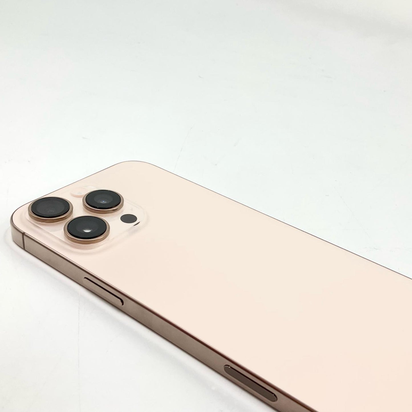 【全額返金保証】【最速発送】Apple iPhone iPhone 16 Pro Max 256GB デザートチタニウム SIMフリー 白ロム 超美品 動作確認済 100%