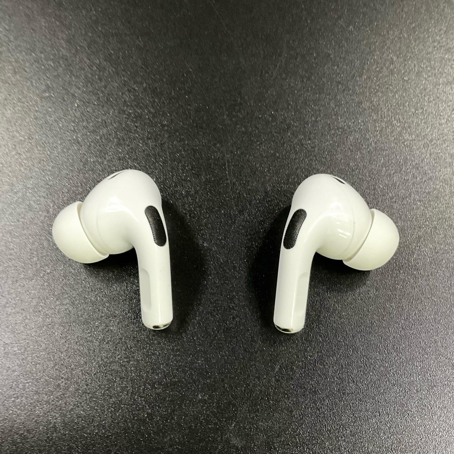 【全額返金保証】【最速発送】Apple AirPods Pro 2 MQD83J/A 動作確認済