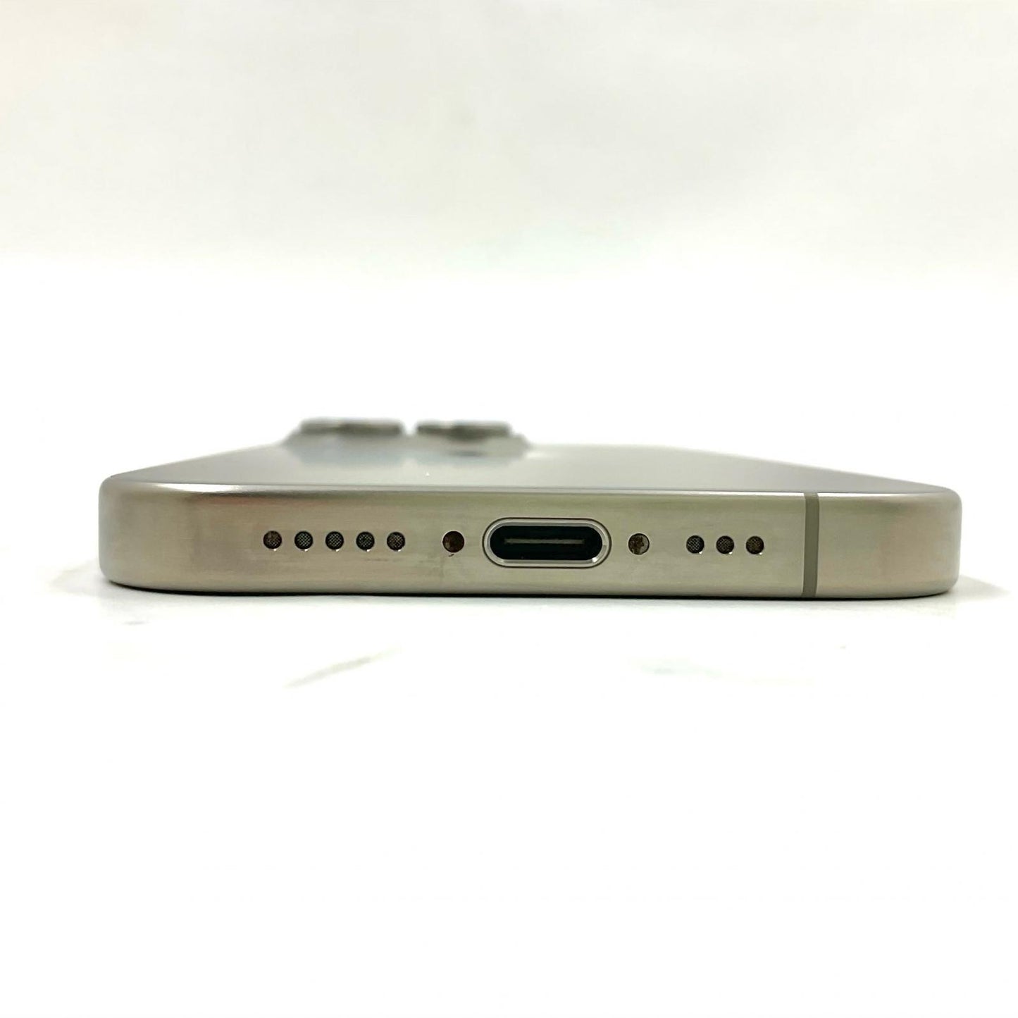 【全額返金保証】【最速発送】Apple iPhone iPhone 15 Pro 128GB ナチュラルチタニウム au 白ロム 動作確認済 88%