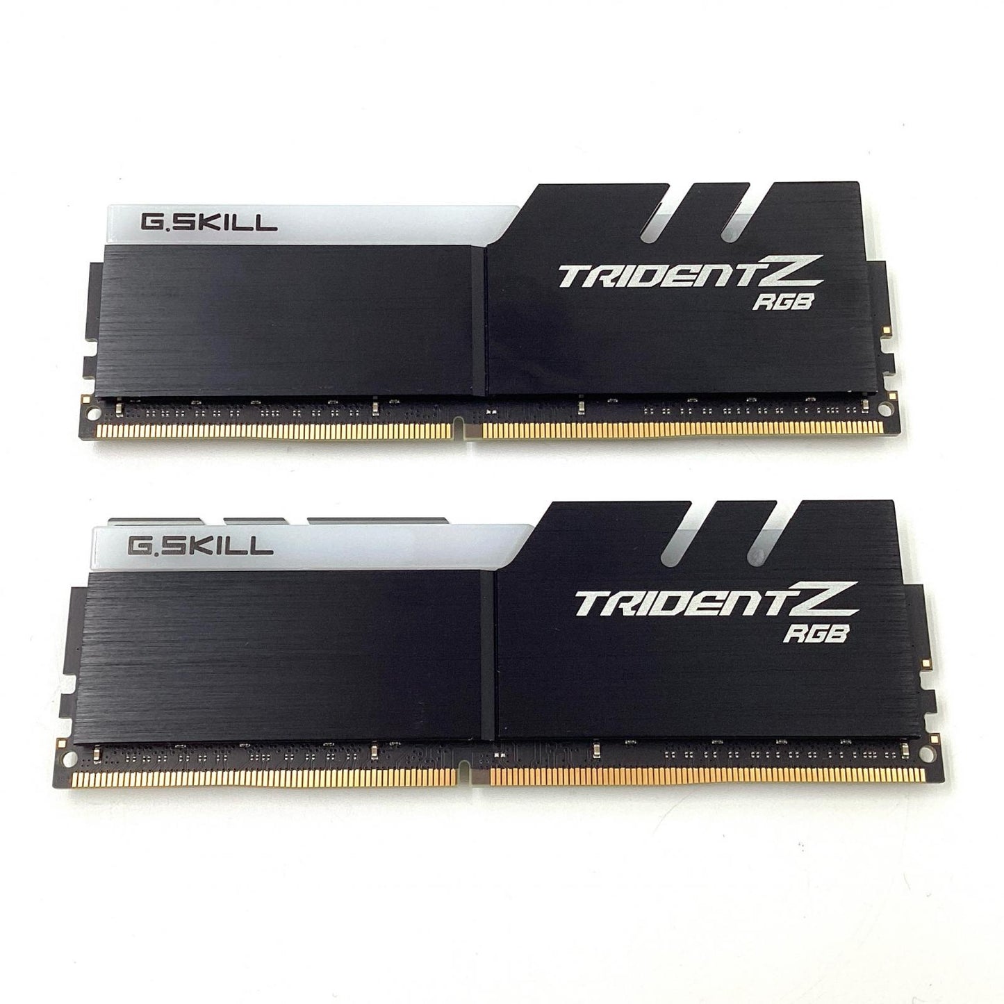 【全額返金保証】【最速発送】G.SKILL メモリ Trident Z RGB (DDR4 PC4-25600 16GB 2枚組) F4-3200C16D-32GTZR 美品 動作確認済