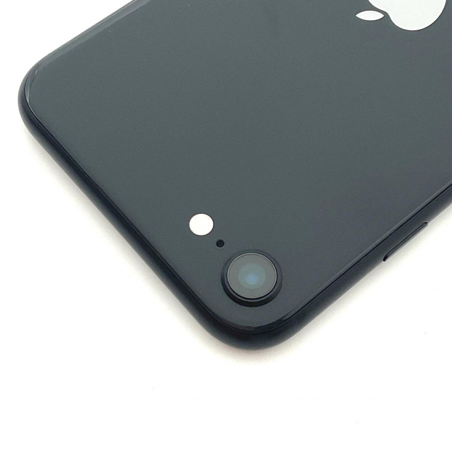【全額返金保証】【最速発送】Apple iPhone iPhone SE（第2世代） 64GB ブラック Softbank 白ロム 動作確認済 75%