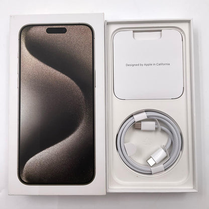 【全額返金保証】【最速発送】Apple iPhone iPhone 15 Pro Max 256GB ナチュラルチタニウム SIMフリー 白ロム 美品 動作確認済 86%