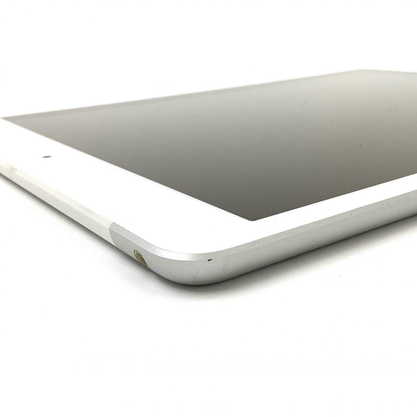 【全額返金保証】【最速発送】Apple iPad iPad 10.2インチ 第8世代 128GB シルバー WiFi+Cellular au 白ロム 動作確認済