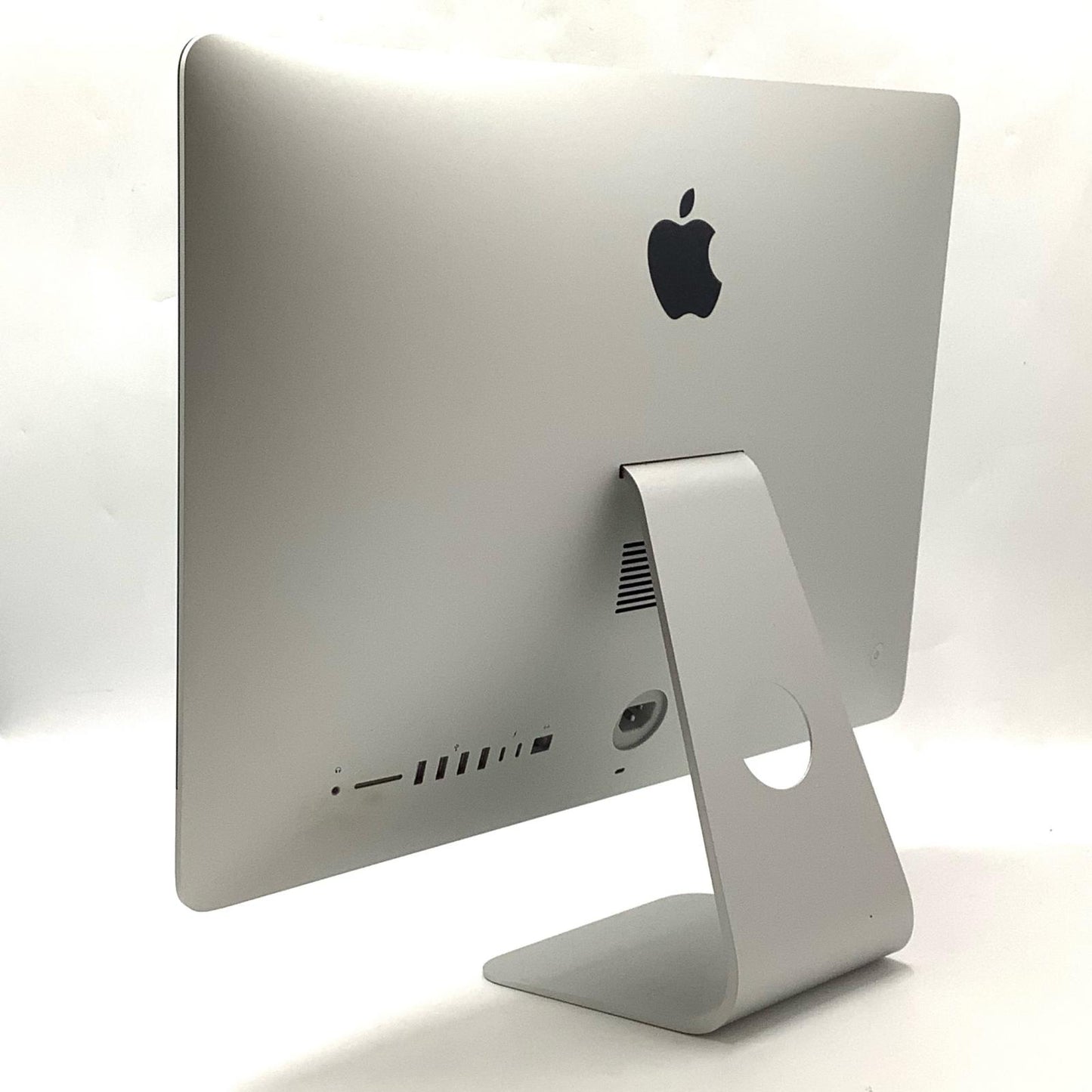 【全額返金保証】【最速発送】Apple iMac 21.5インチ Intel Core i5 16GB SSD 256GB シルバー 動作確認済
