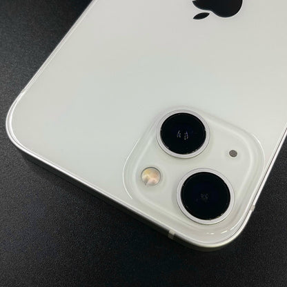【全額返金保証】【最速発送】Apple iPhone iPhone 13 256GB スターライト docomo 白ロム 動作確認済 77%