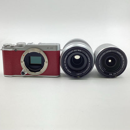 【全額返金保証】【最速発送】FUJIFILM デジタル一眼 FUJIFILM X-A1 ダブルズームレンズキット [レッド] 動作確認済