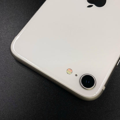 【全額返金保証】【最速発送】Apple iPhone iPhone SE（第3世代） 128GB スターライト SIMフリー 白ロム 動作確認済 82%
