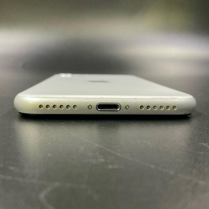 【全額返金保証】【最速発送】Apple iPhone iPhone SE（第2世代） 128GB ホワイト SIMフリー 白ロム 動作確認済 90%