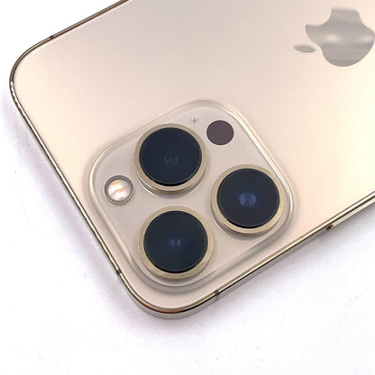 【全額返金保証】【最速発送】Apple iPhone iPhone 13 Pro 256GB ゴールド docomo SIMフリー 白ロム 動作確認済 77%