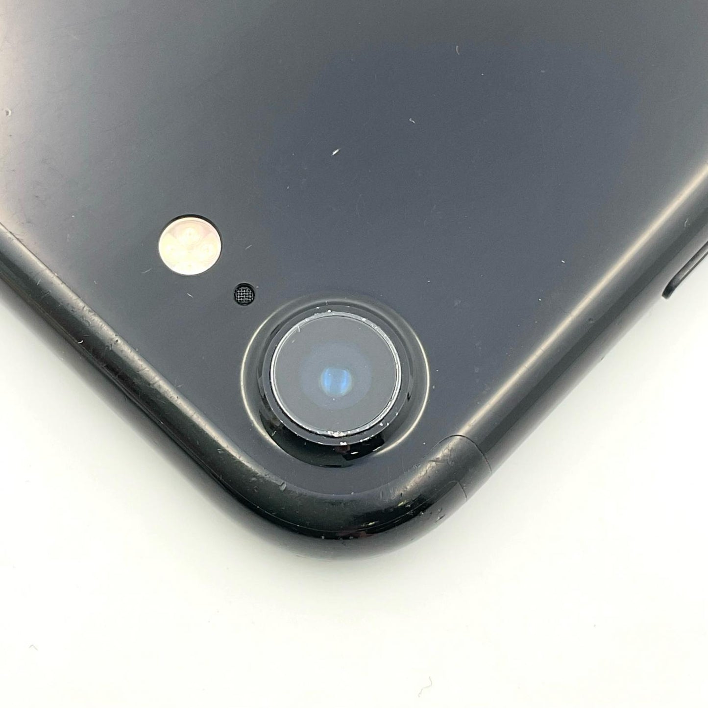 【最速発送】Apple iPhone iPhone 7 256GB ジェットブラック au 白ロム【難有】 88%
