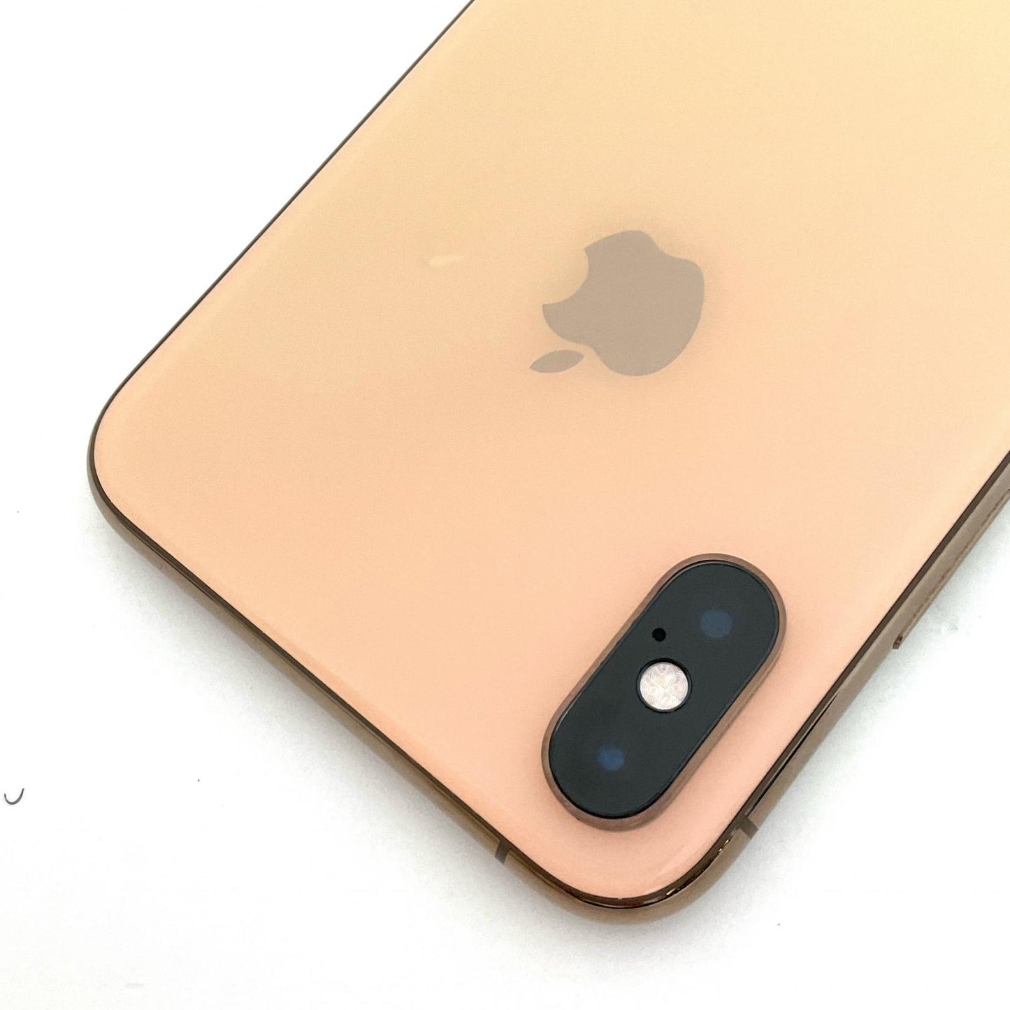 【全額返金保証】【最速発送】Apple iPhone iPhone XS 256GB ゴールド docomo 白ロム 動作確認済 74%
