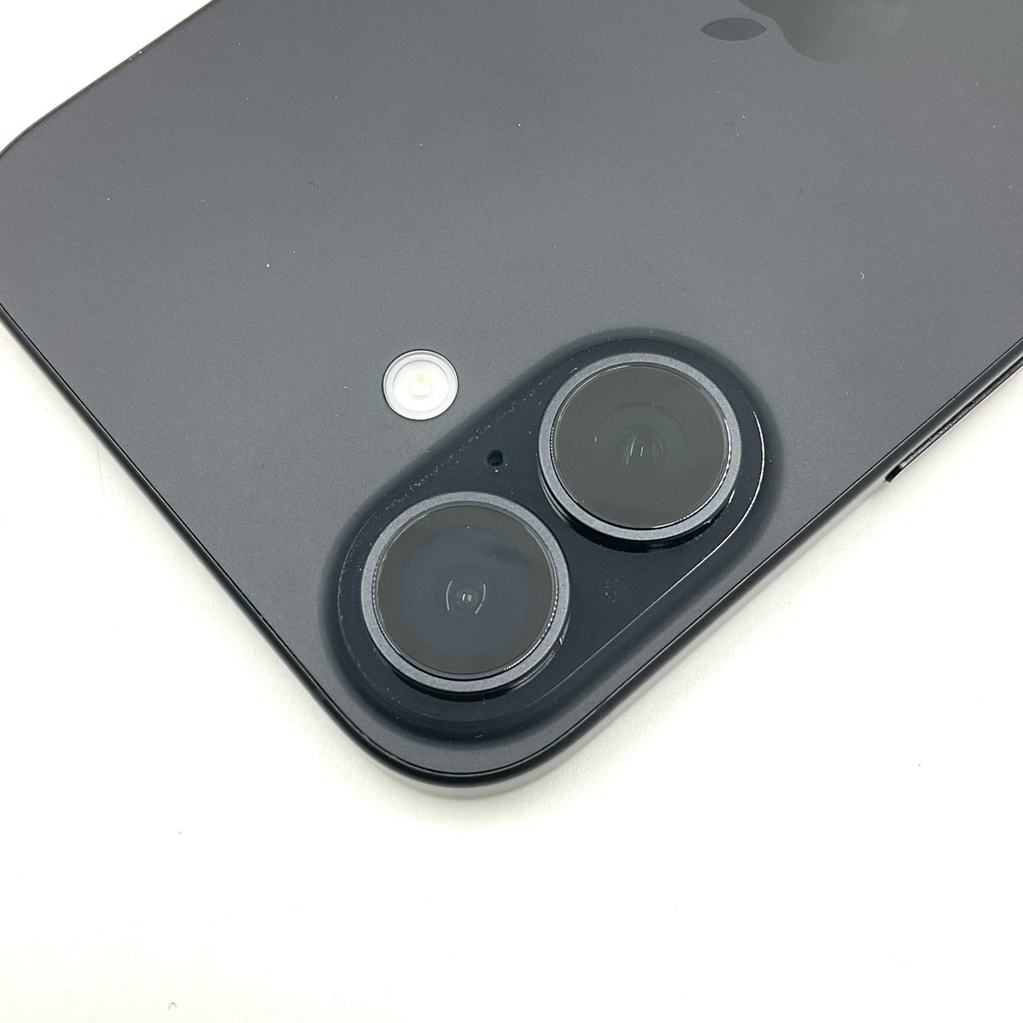 【全額返金保証】【最速発送】Apple iPhone iPhone 16 128GB ブラック SIMフリー 白ロム 超美品 動作確認済 94%