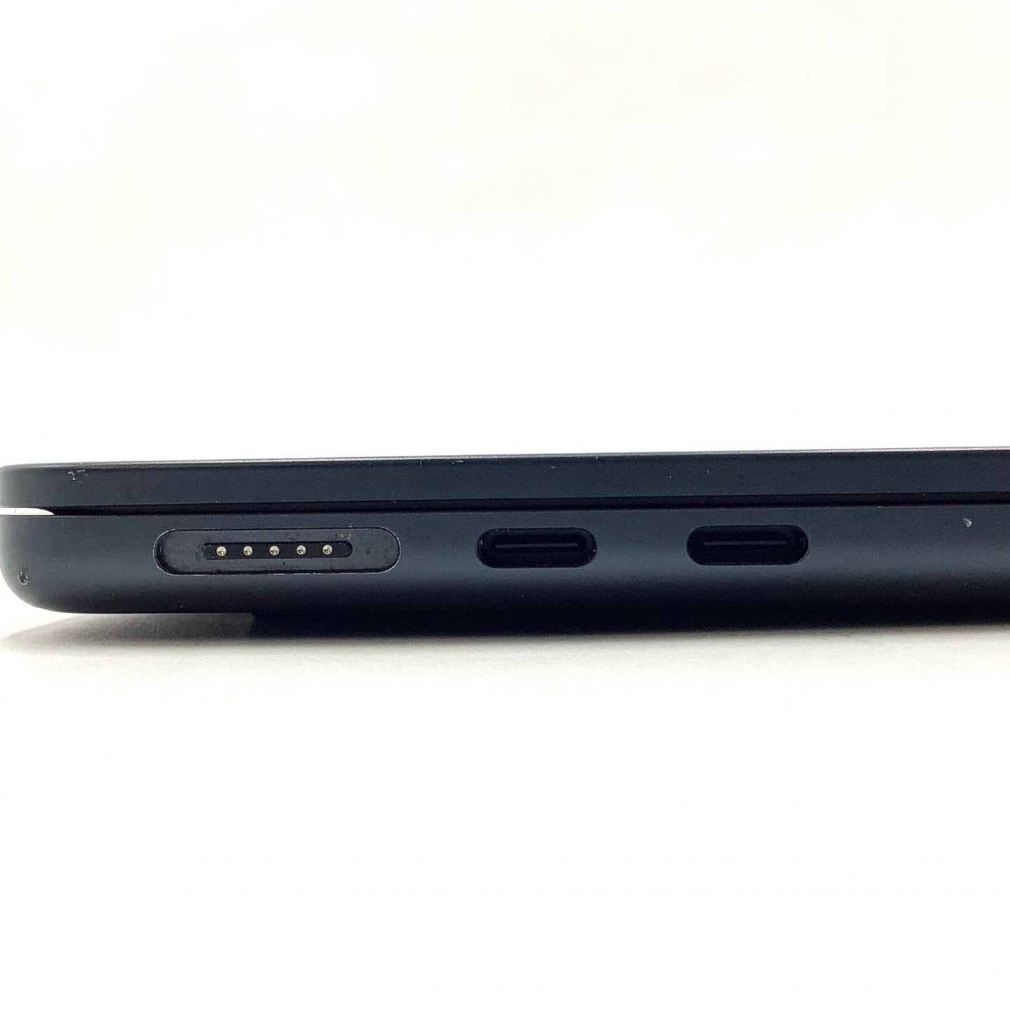 【全額返金保証】【最速発送】Apple MacBook Air 13インチ 2022 Apple M2 8GB SSD 256GB ミッドナイト 100% 動作確認済