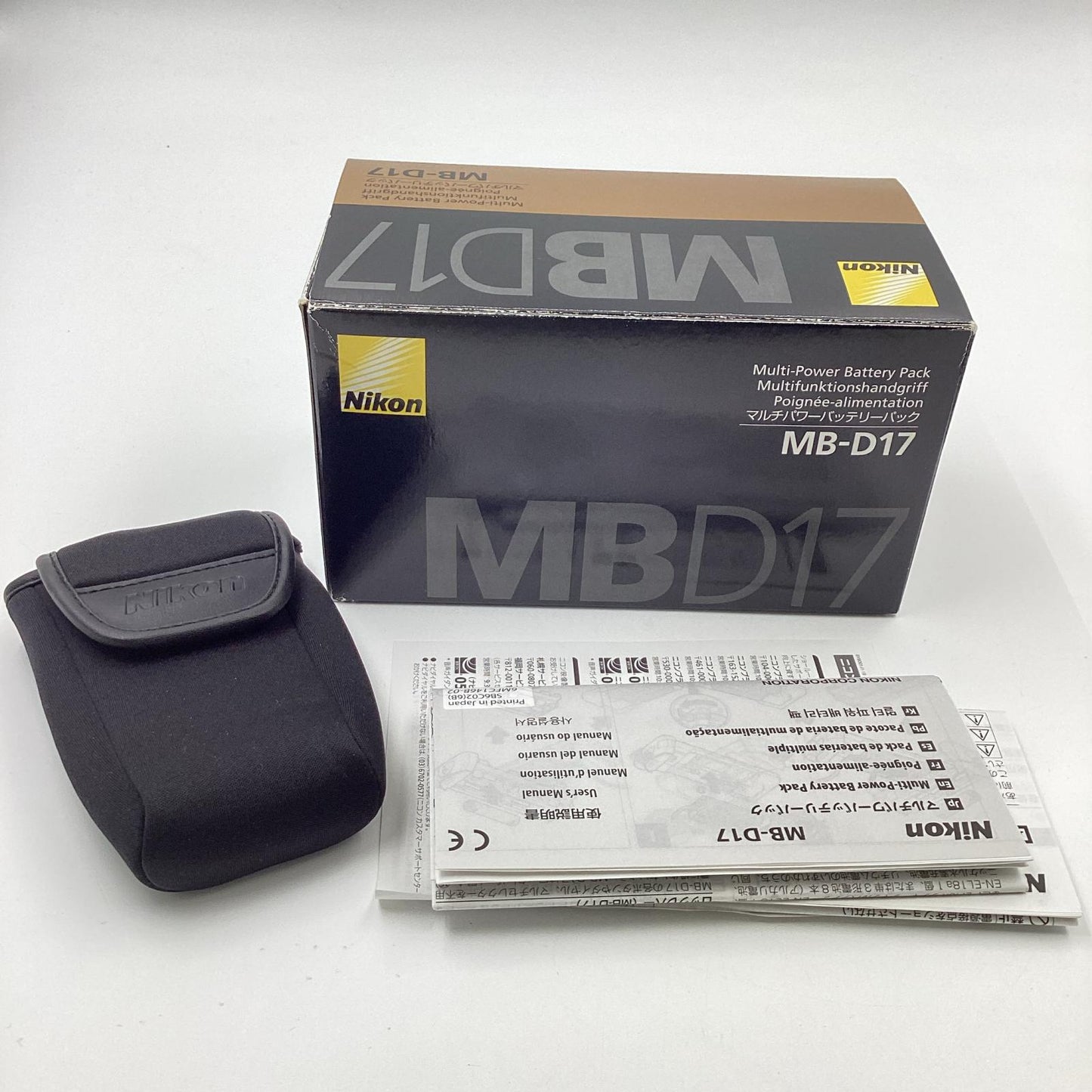 【全額返金保証】【最速発送】Nikon マルチパワーバッテリーパック MB-D17 超美品 動作確認済