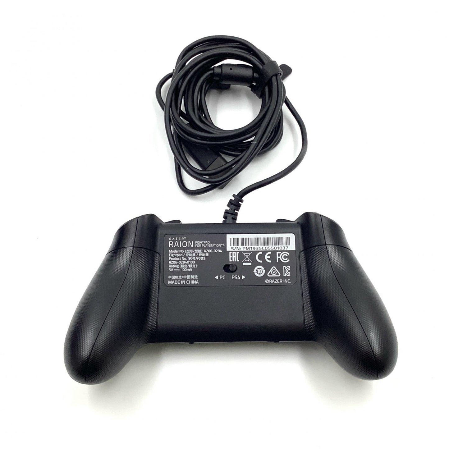 【全額返金保証】【最速発送】Razer RAION FIGHTPAD FOR PS4 RZ06-02940100-R3A1 美品 動作確認済
