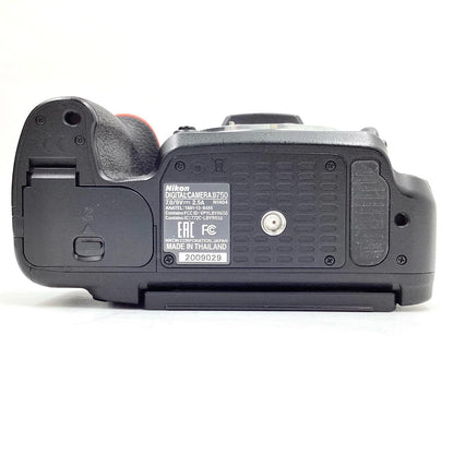 【全額返金保証】【最速発送】Nikon デジタル一眼 D750 ボディ ブラック 動作確認済