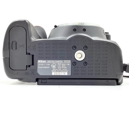 【全額返金保証】【最速発送】Nikon デジタル一眼 D5300　ボディ　ブラック 美品 動作確認済