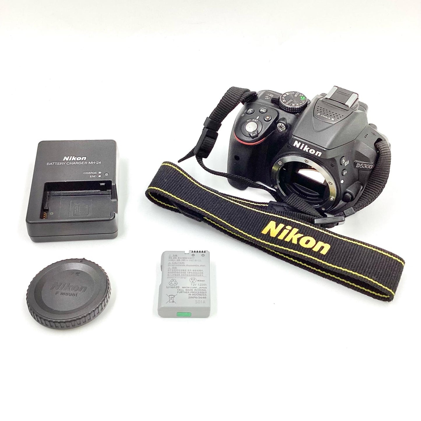 【全額返金保証】【最速発送】Nikon デジタル一眼 D5300　ボディ　ブラック 美品 動作確認済