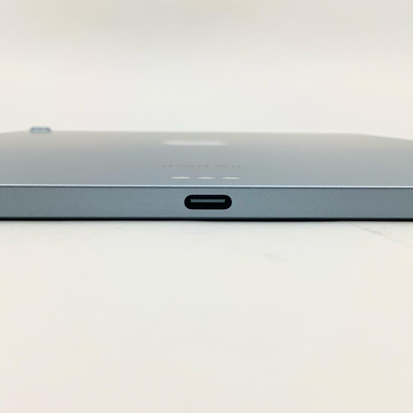 【全額返金保証】【最速発送】Apple iPad Air 13インチ 256GB ブルー Wi-Fi 美品 動作確認済
