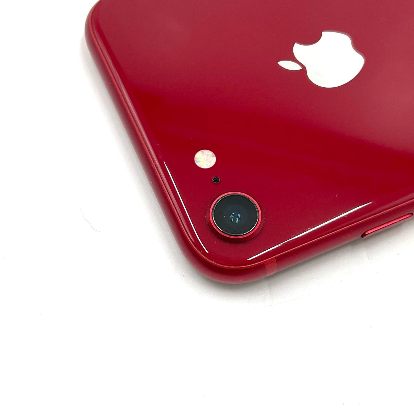 【全額返金保証】【最速発送】Apple iPhone iPhone 8 64GB レッド docomo 白ロム 動作確認済 79%