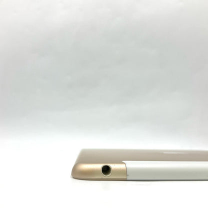 【全額返金保証】【最速発送】Apple iPad Air 9.7インチ 第2世代 16GB ゴールド WiFi+Cellular docomo 白ロム 動作確認済