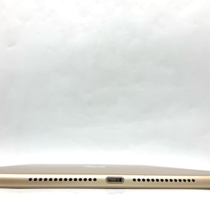 【全額返金保証】【最速発送】Apple iPad Air 9.7インチ 第2世代 16GB ゴールド WiFi+Cellular docomo 白ロム 動作確認済
