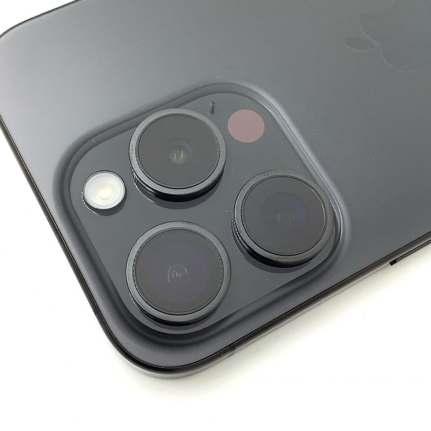 【全額返金保証】【最速発送】Apple iPhone iPhone 15 Pro 256GB ブラックチタニウム SIMフリー 白ロム 動作確認済 86%