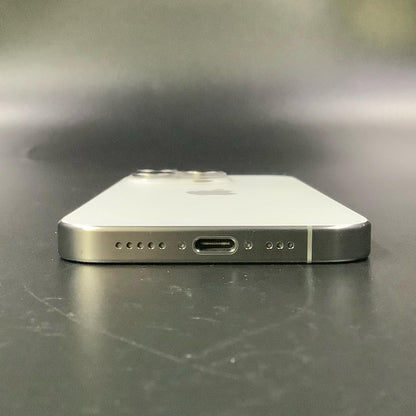 【全額返金保証】【最速発送】Apple iPhone iPhone 15 Pro 128GB ホワイトチタニウム SIMフリー 白ロム 美品 動作確認済 92%