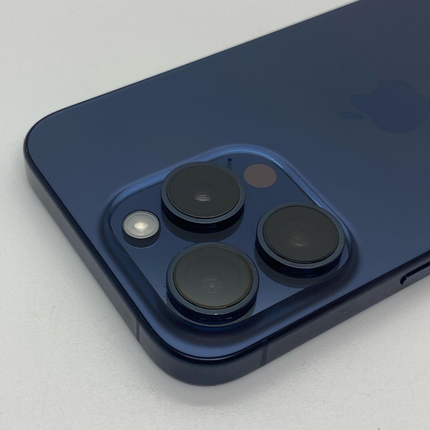 【全額返金保証】【最速発送】Apple iPhone iPhone 15 Pro 128GB ブルーチタニウム SIMフリー 動作確認済 87%