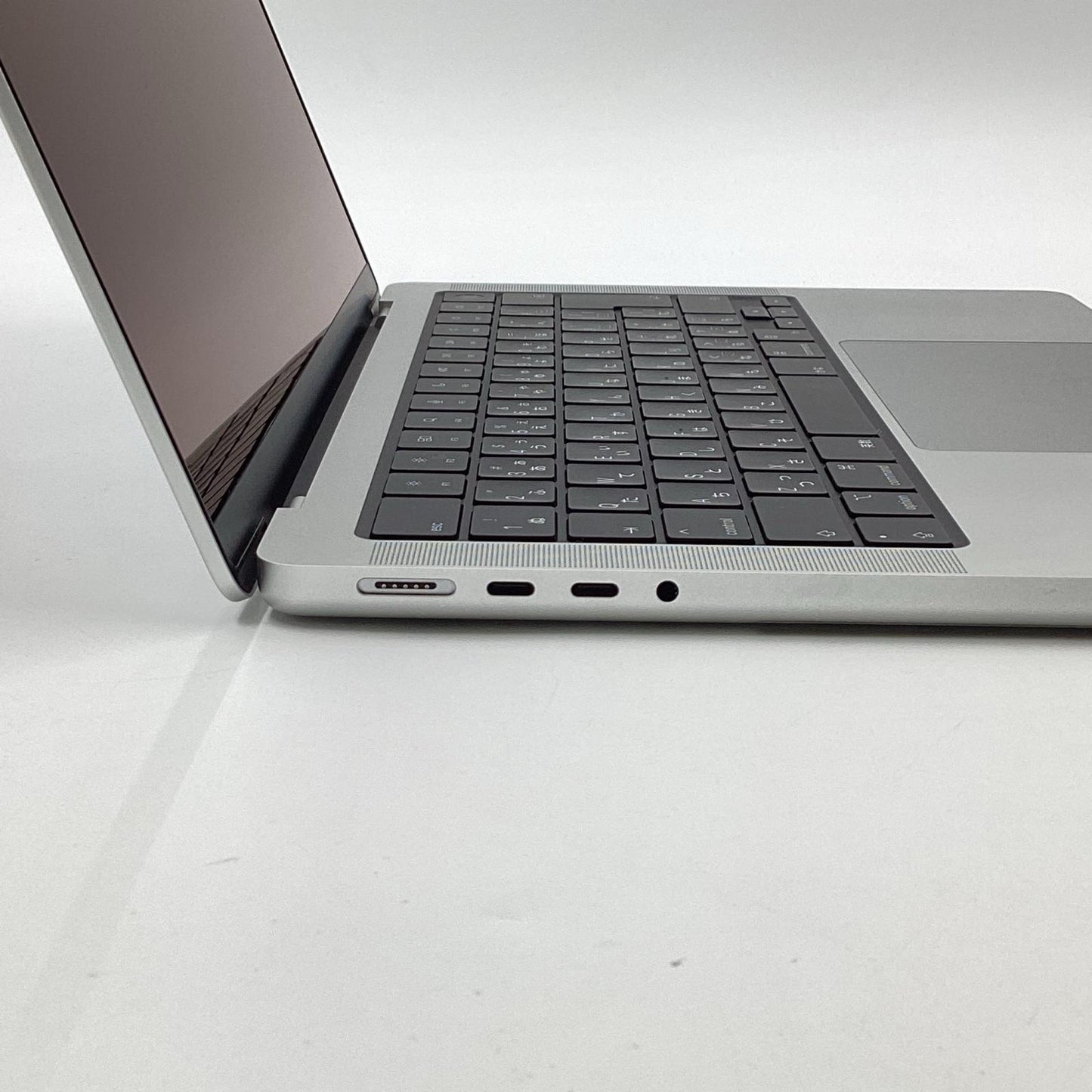 【全額返金保証】【最速発送】Apple MacBook Pro 14インチ 2024 Apple M4 16GB SSD 512GB シルバー 100% 超美品 動作確認済